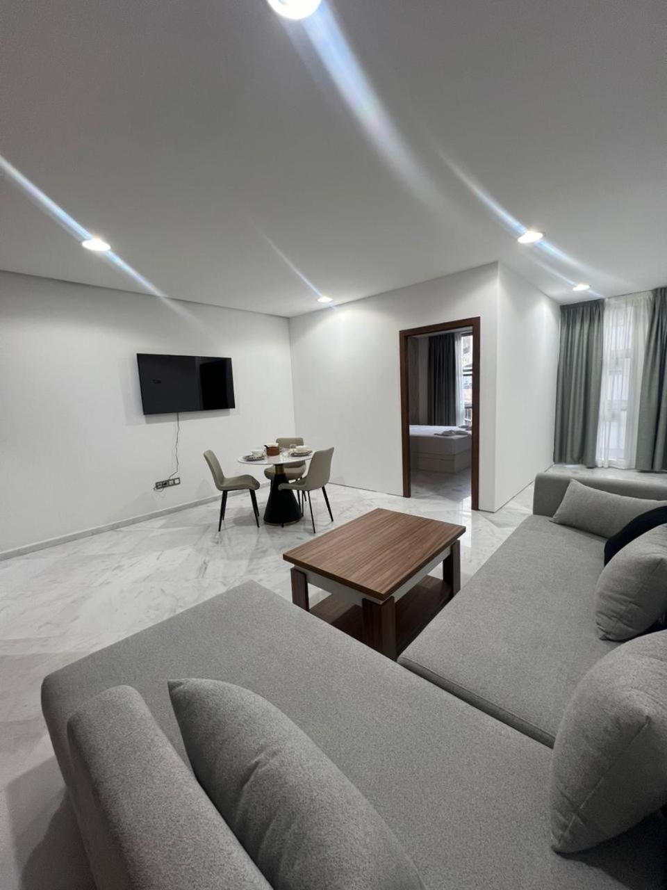 Royal Center Apartment Tangier Exterior photo